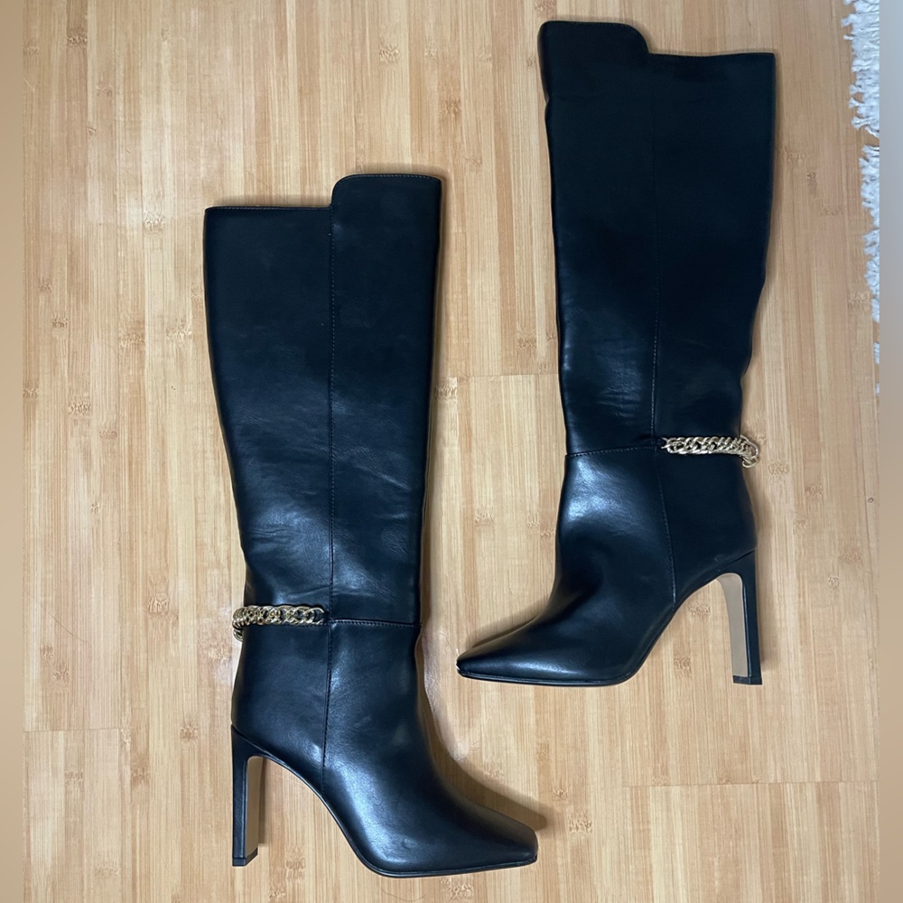NEW Women’s express Black & Gold Heeled Boots